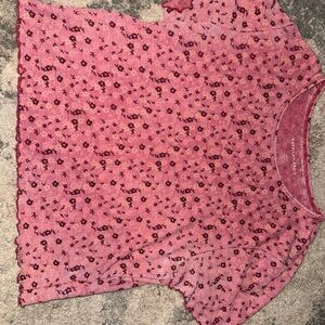 american eagle Pink Floral Cropped Knit Top